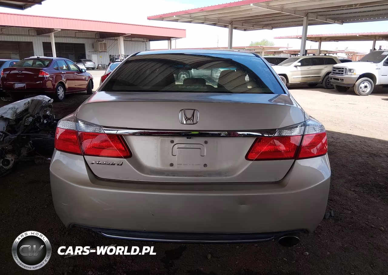 2015 Honda Accord Lx VIN:1HGCR2F30FA099357 - 17