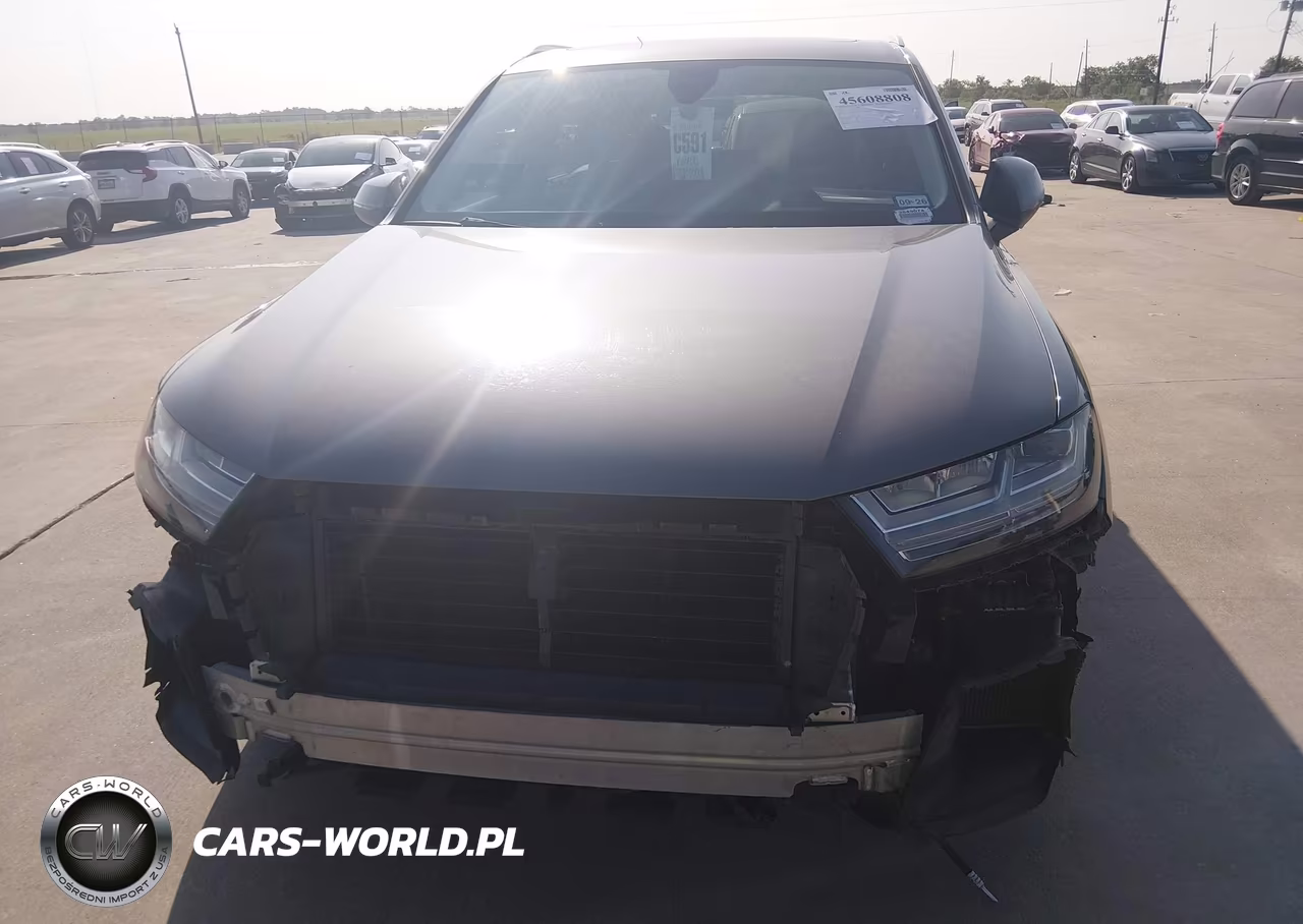 2018 Audi Q7 3.0T Premium VIN:WA1VAAF71JD025278 - 6