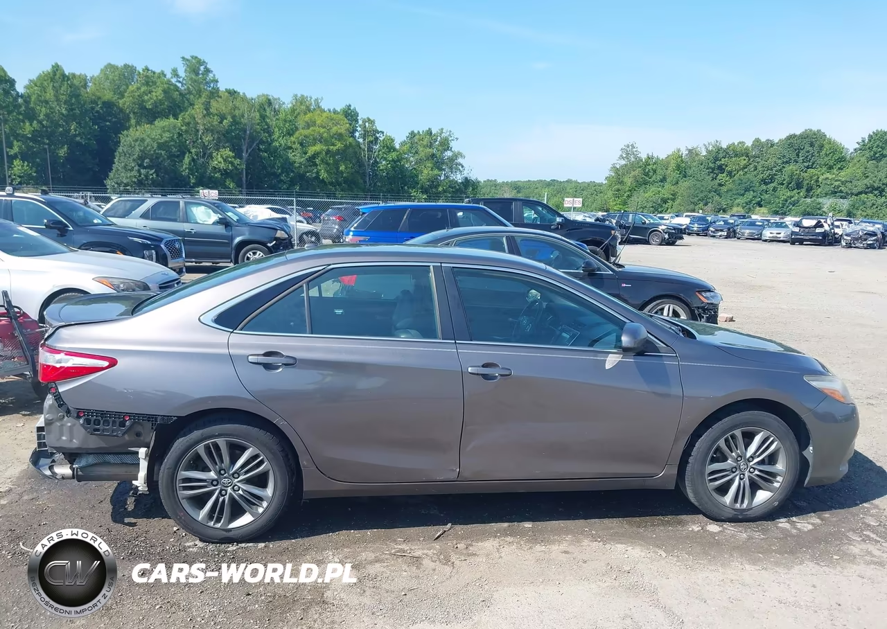 2017 Toyota Camry Se VIN:4T1BF1FK5HU410962 - 14
