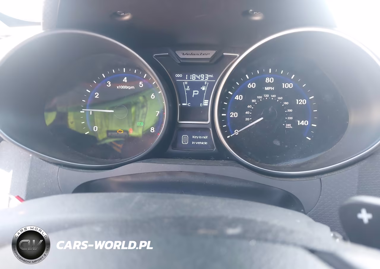 2015 Hyundai Veloster Turbo VIN:KMHTC6AE4FU221695 - 7