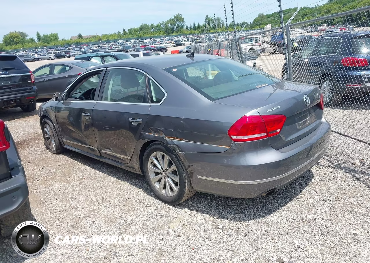 2013 Volkswagen Passat 2.5L Sel VIN:1VWCP7A38DC021173 - 3