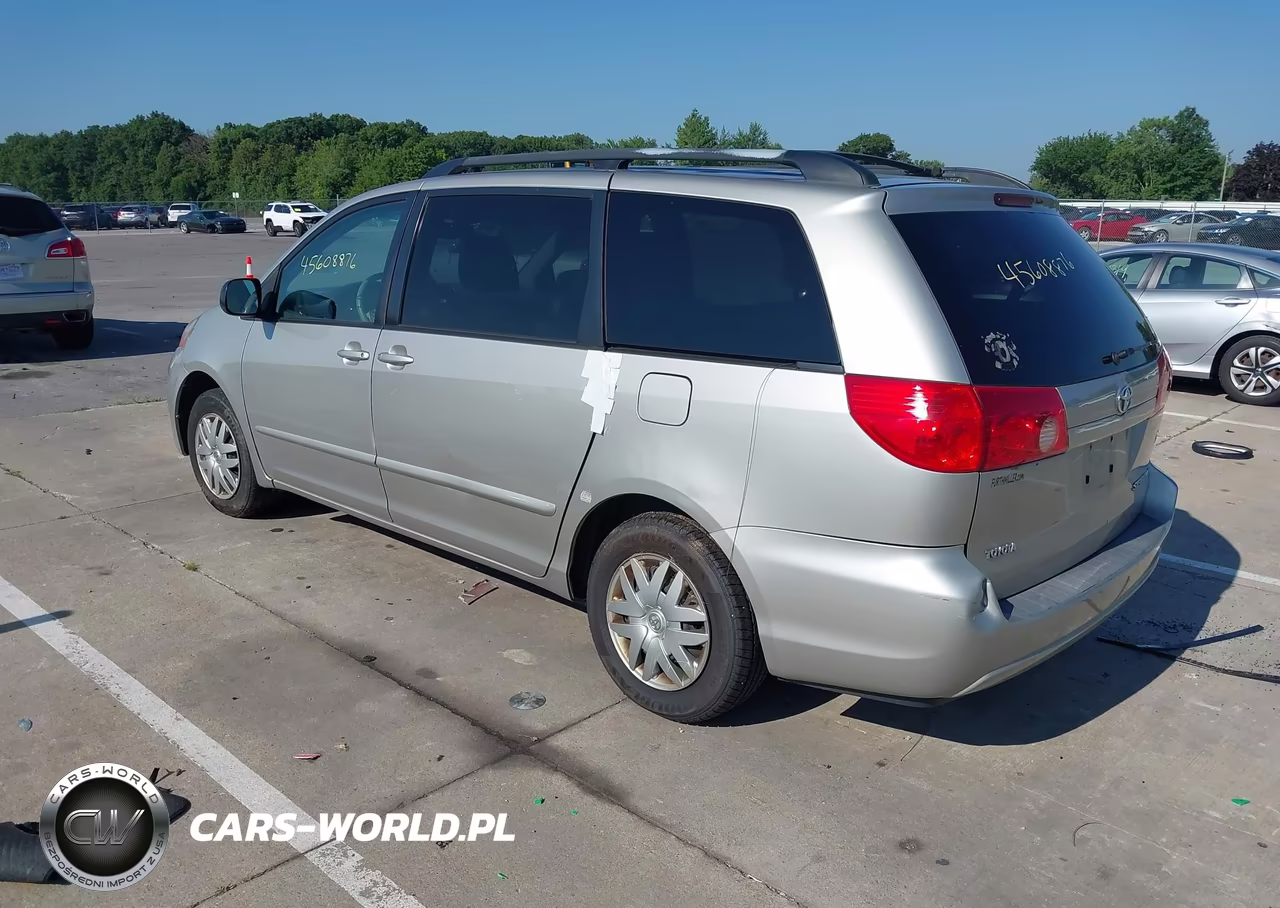 2009 Toyota Sienna Le VIN:5TDZK23C39S267873 - 3
