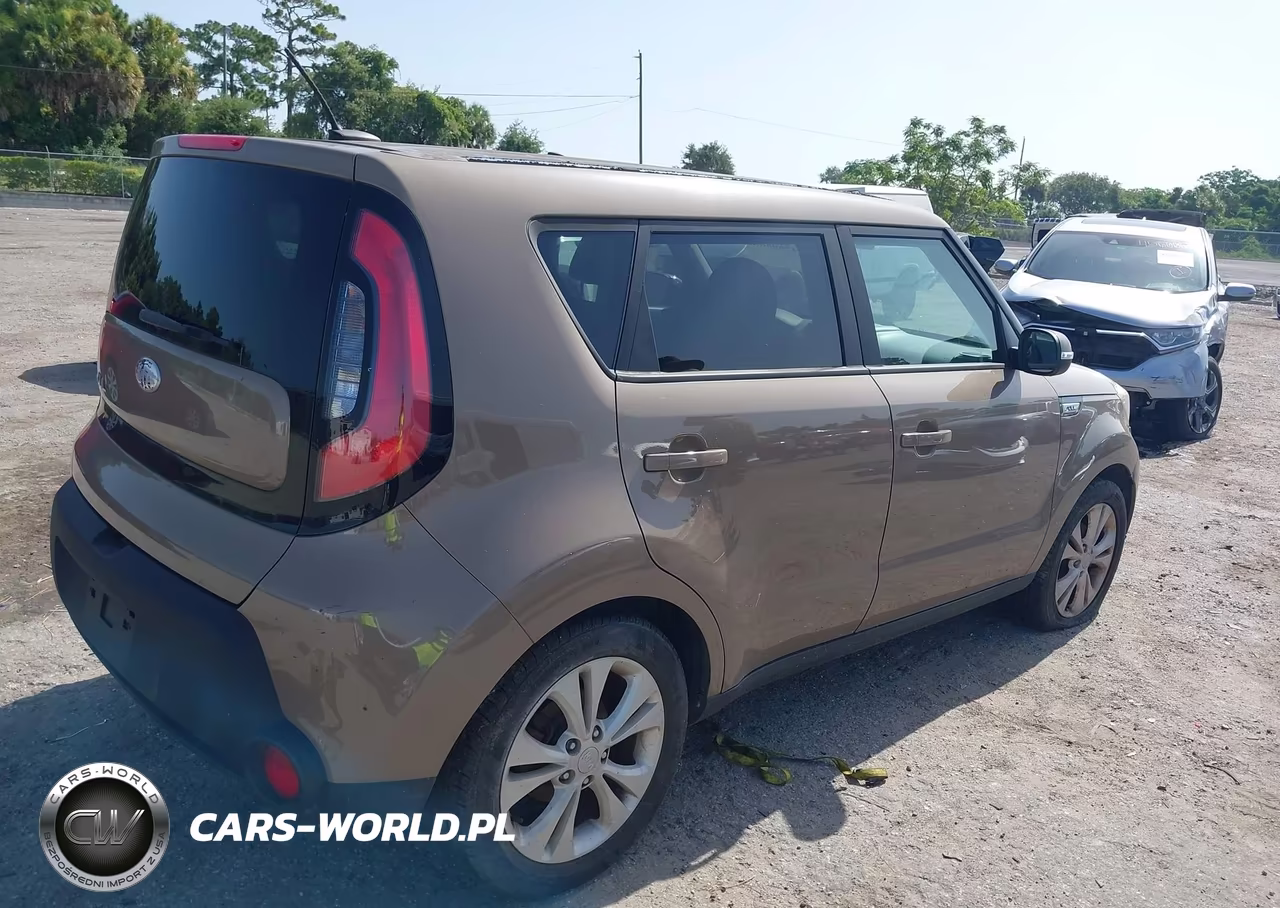 2014 Kia Soul + VIN:KNDJP3A55E7054890 - 4