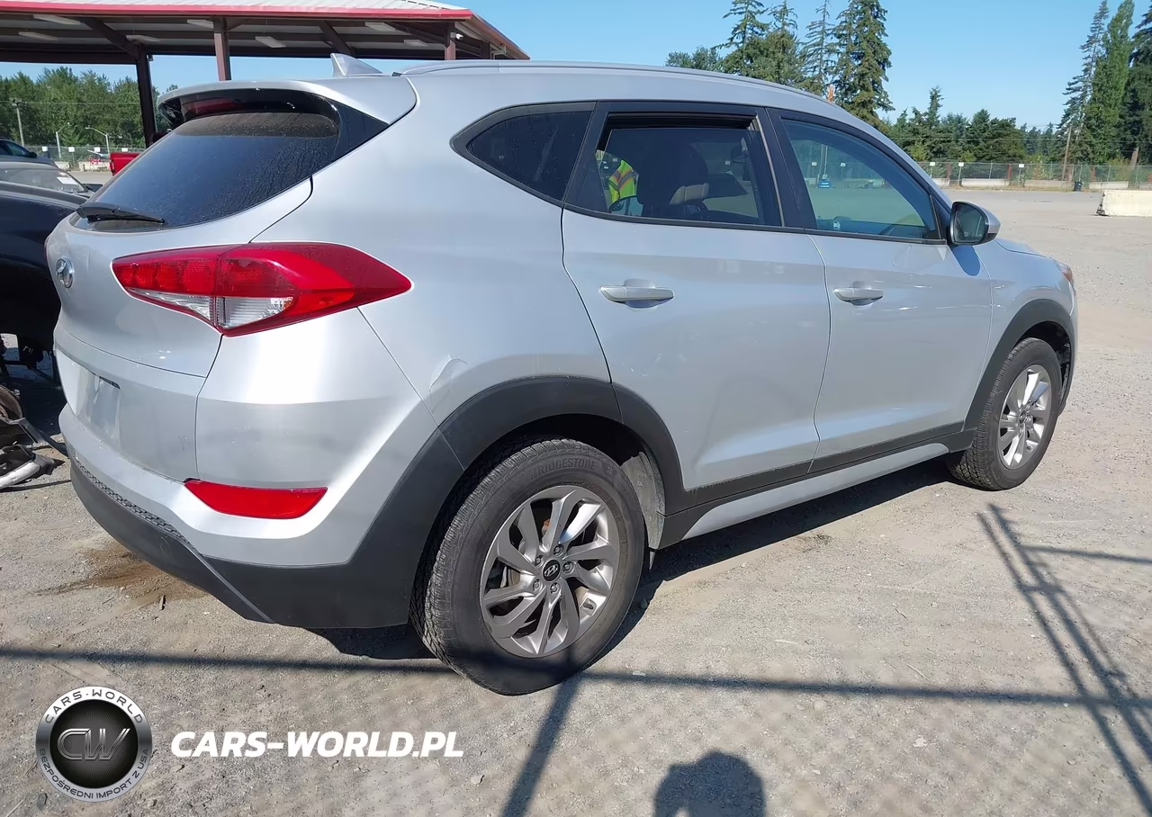 2018 Hyundai Tucson Sel VIN:KM8J33A46JU669488 - 4