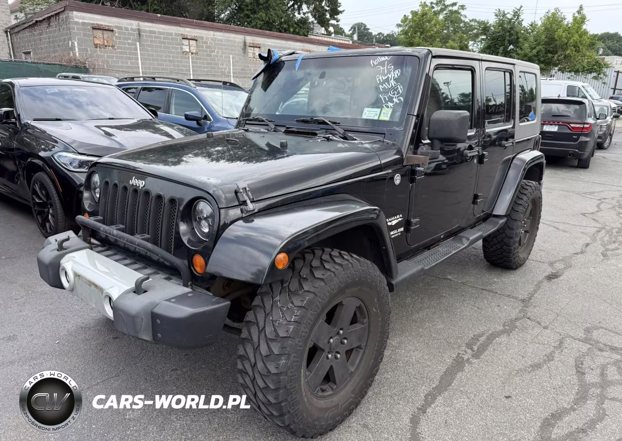 2008 Jeep Wrangler Unlimited Sahara VIN:1J8GA59158L623847 - 2