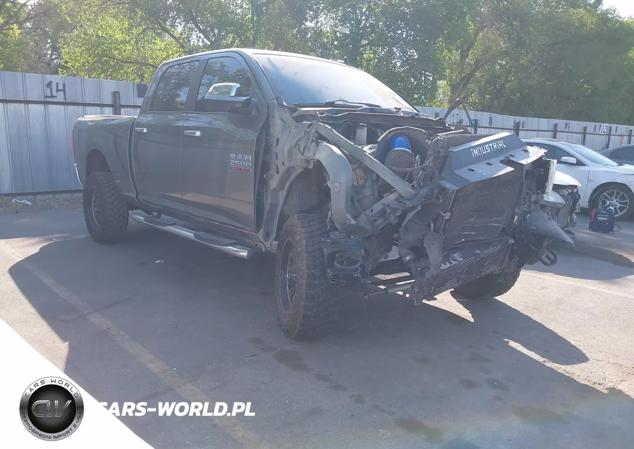 2013 Ram 2500 Laramie VIN:3C6UR5FL8DG530277 - 1