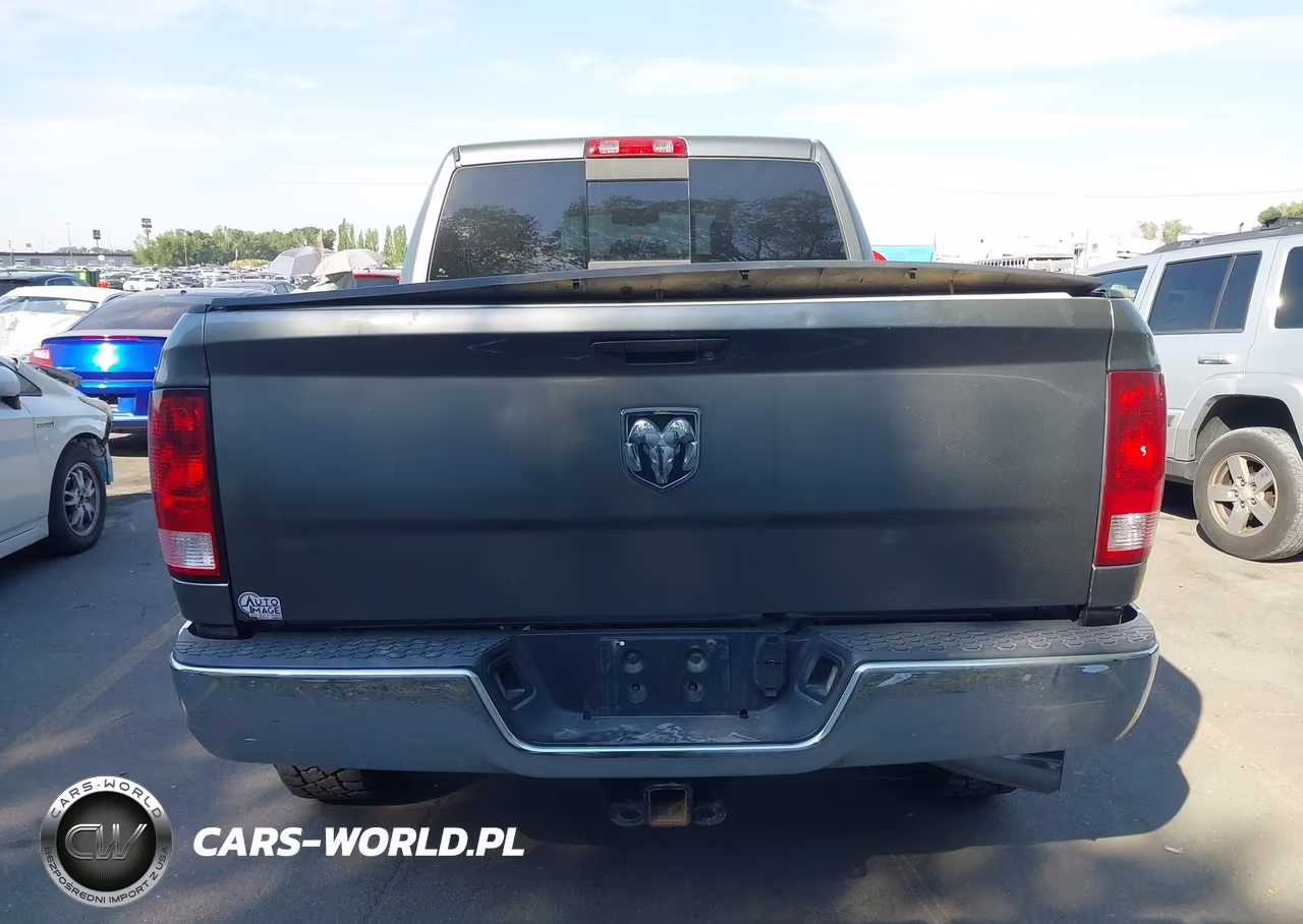 2013 Ram 2500 Laramie VIN:3C6UR5FL8DG530277 - 16