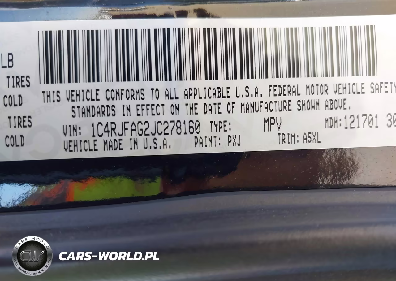 2018 Jeep Grand Cherokee Laredo E 4X4 VIN:1C4RJFAG2JC278160 - 9