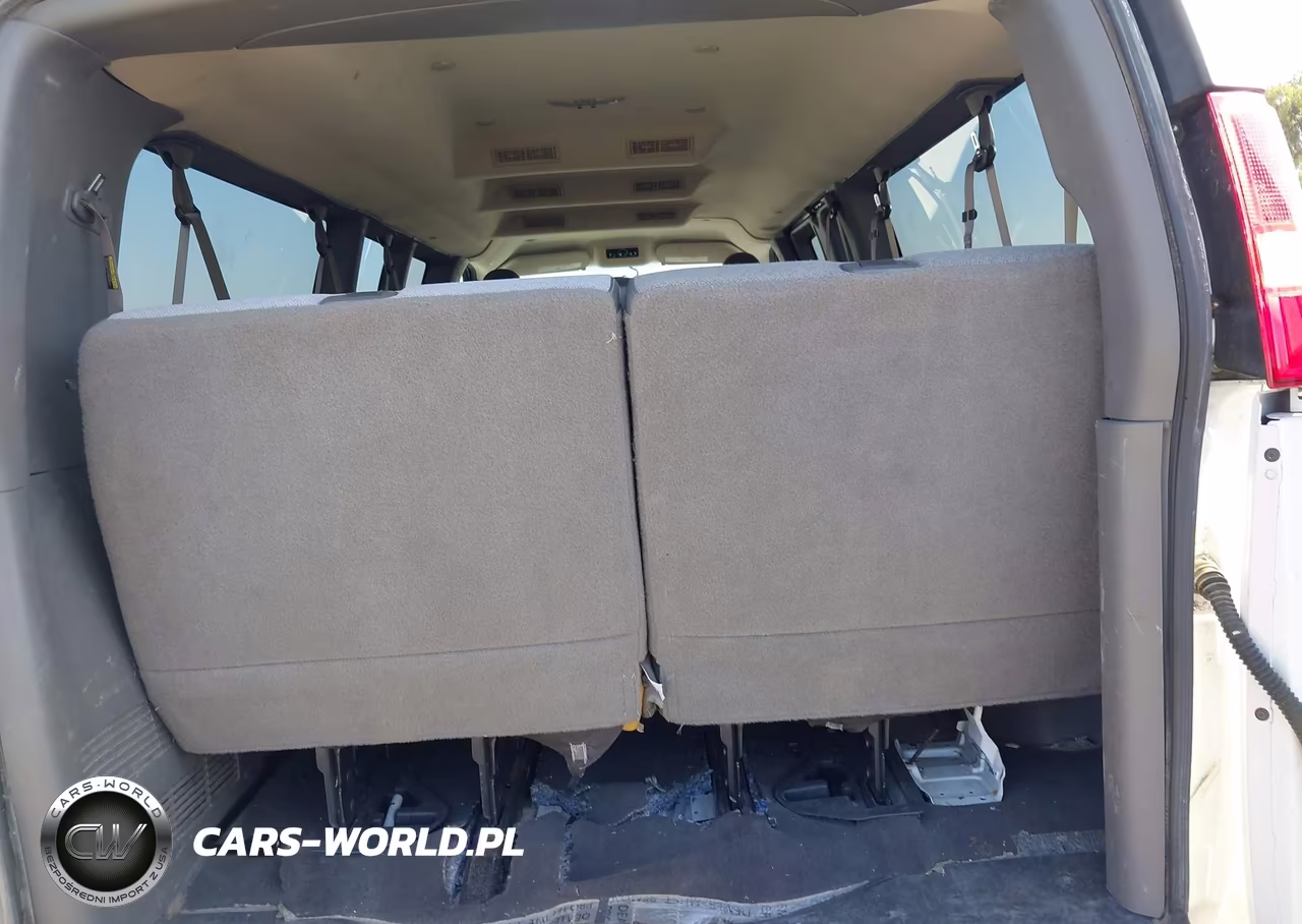 2019 Chevrolet Express 3500 Ls VIN:1GAZGNFG2K1328885 - 12