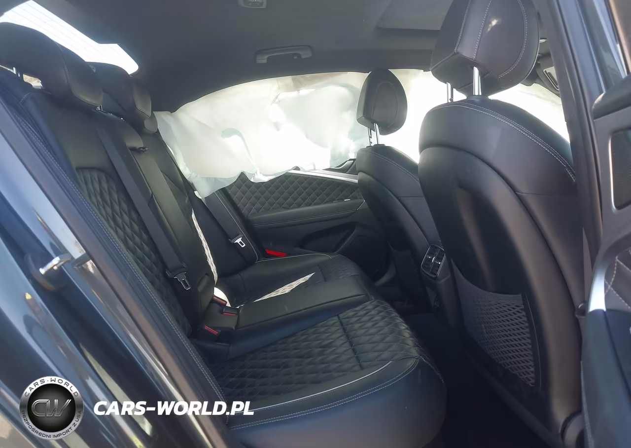 2020 Genesis G70 3.3T Rwd VIN:KMTG34LE0LU058175 - 8