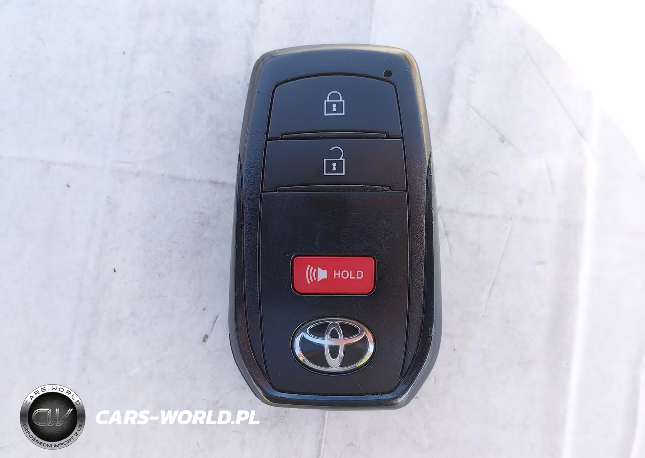 2022 Toyota Corolla Cross Xle VIN:7MUEAABG4NV014190 - 11