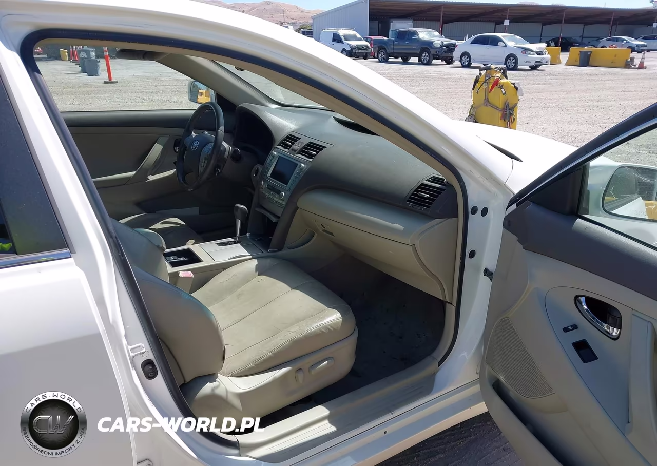 2007 Toyota Camry Hybrid VIN:JTNBB46K473019531 - 5
