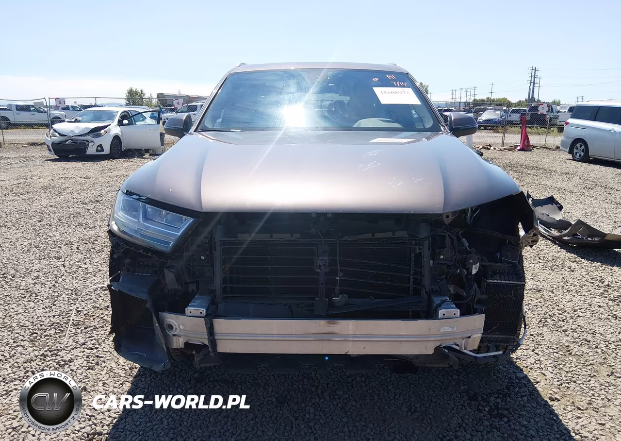 2017 Audi Q7 3.0T Premium VIN:WA1LAAF77HD015162 - 13