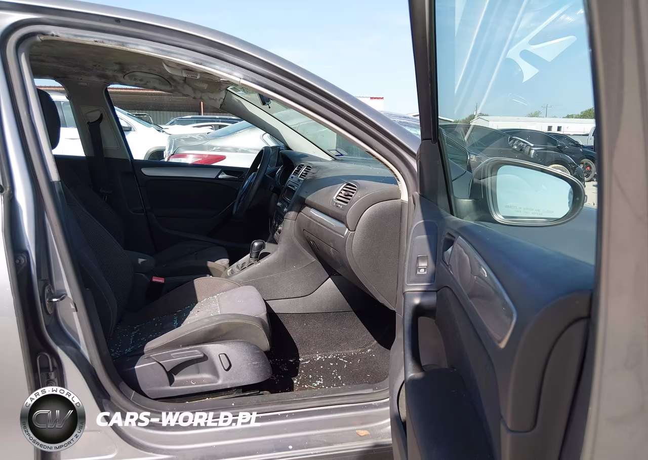 2012 Volkswagen Golf 2.5L 4-Door VIN:WVWDB7AJ6CW212155 - 5