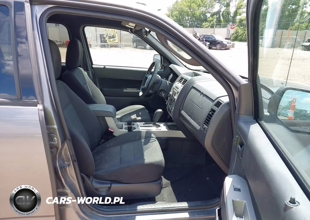 2009 Ford Escape Xlt VIN:1FMCU03G59KC04137 - 5