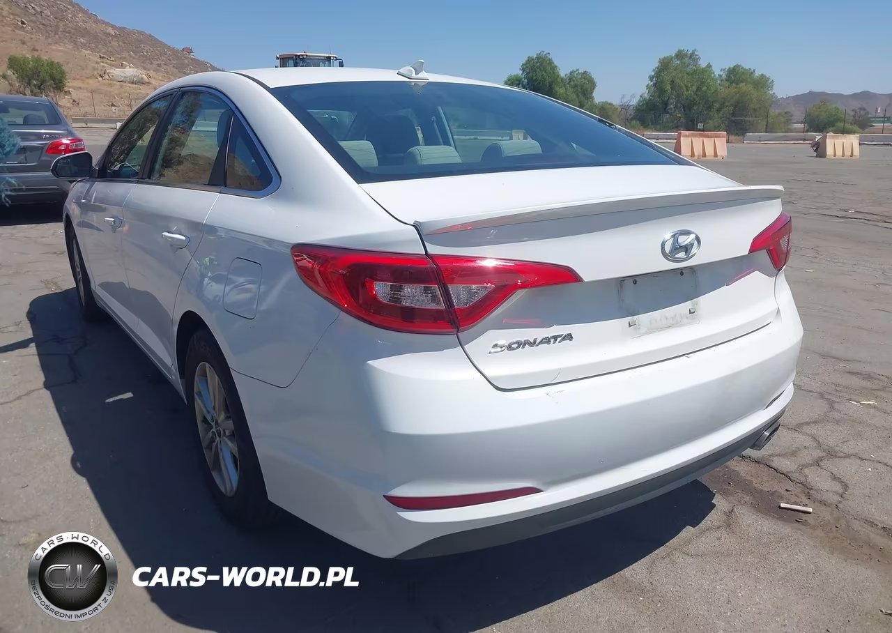 2017 Hyundai Sonata VIN:5NPE24AF4HH588901 - 3