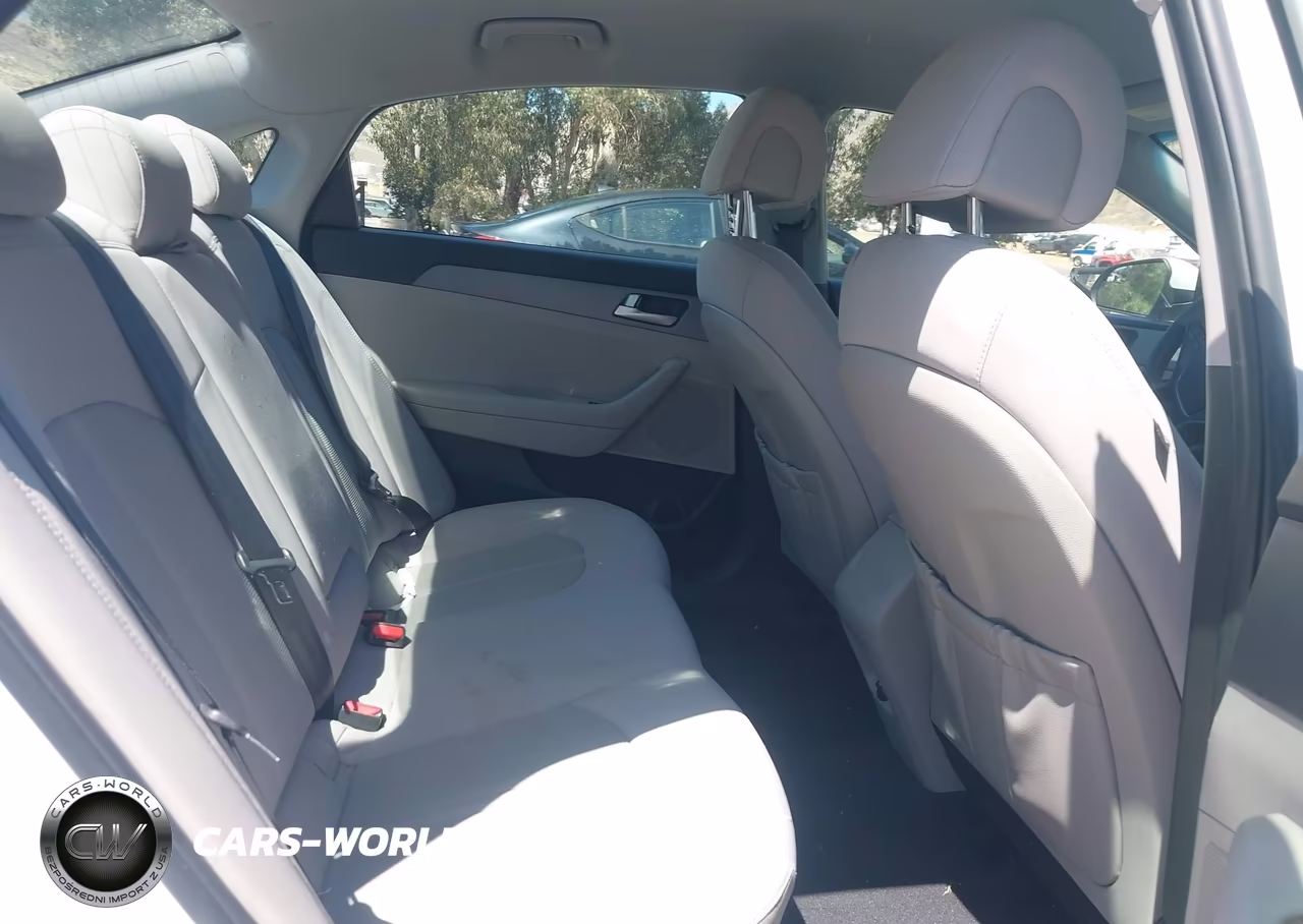 2017 Hyundai Sonata VIN:5NPE24AF4HH588901 - 8