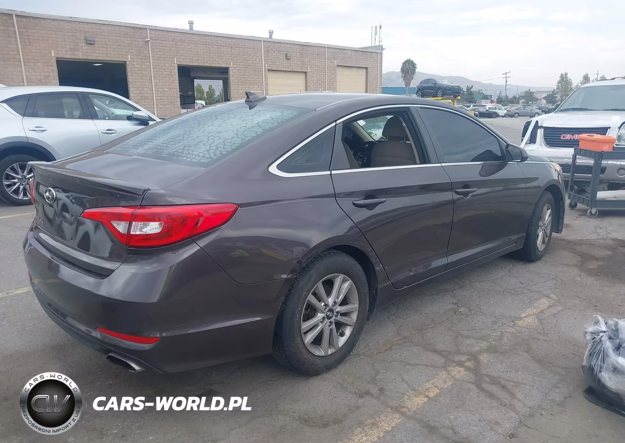 2015 Hyundai Sonata Se VIN:5NPE24AF1FH120105 - 4