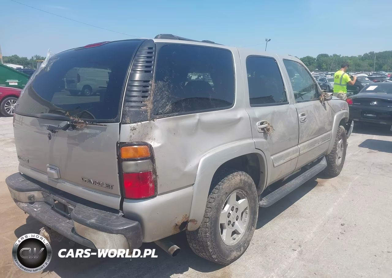 2005 Chevrolet Tahoe Lt VIN:1GNEK13T15R201332 - 4