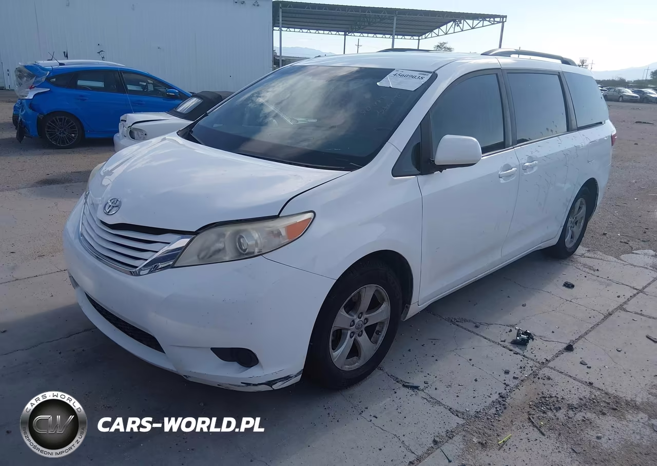 2017 Toyota Sienna Le 8 Passenger VIN:5TDKZ3DC1HS793502 - 2