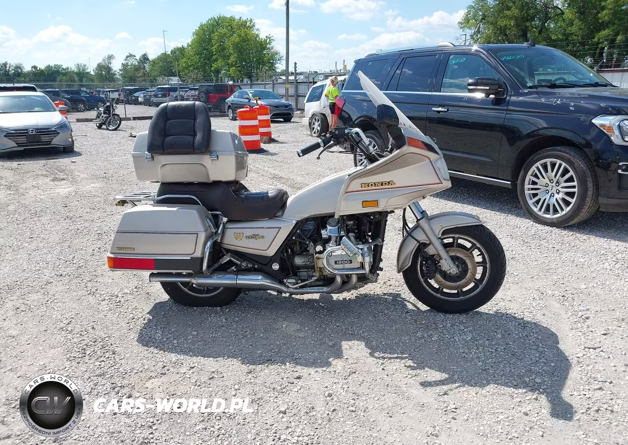 1987 Honda Gl1200 I VIN:1HFSC1413HA300815 - 12