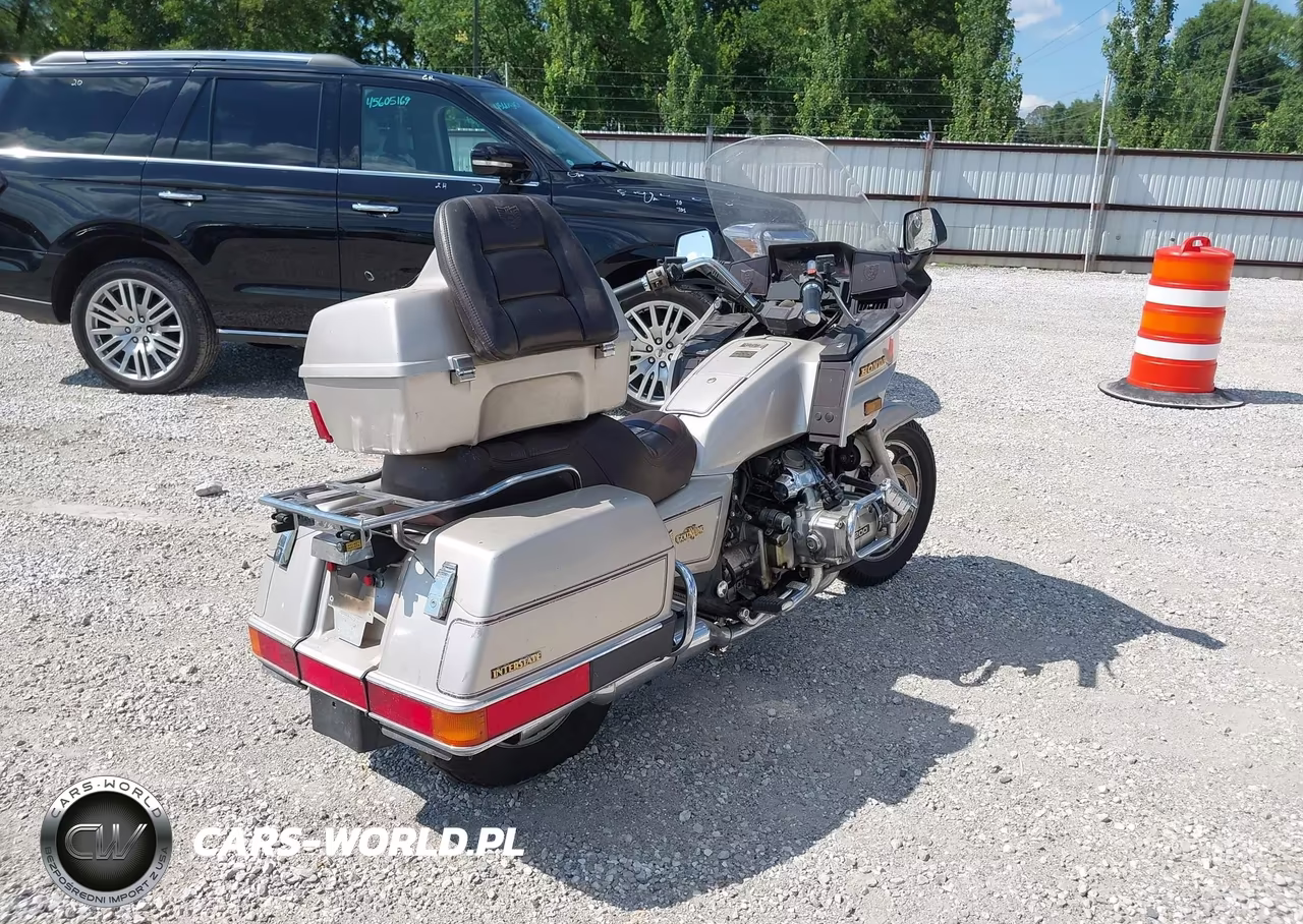 1987 Honda Gl1200 I VIN:1HFSC1413HA300815 - 4