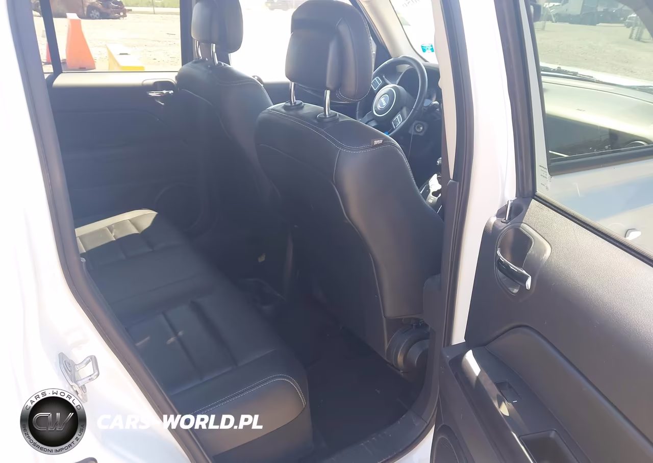 2015 Jeep Patriot High Altitude Edition VIN:1C4NJRFBXFD183750 - 8
