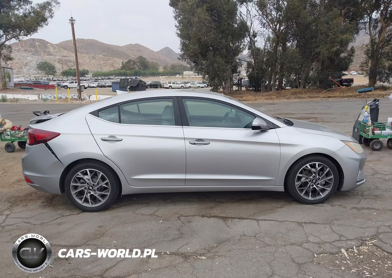 2020 Hyundai Elantra Limited VIN:5NPD84LFXLH585453 - 13