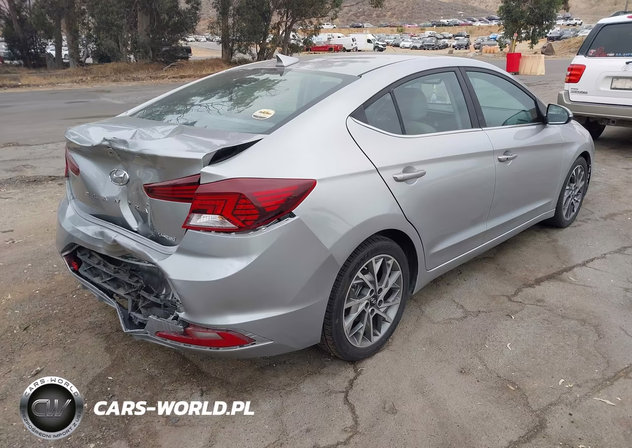 2020 Hyundai Elantra Limited VIN:5NPD84LFXLH585453 - 4