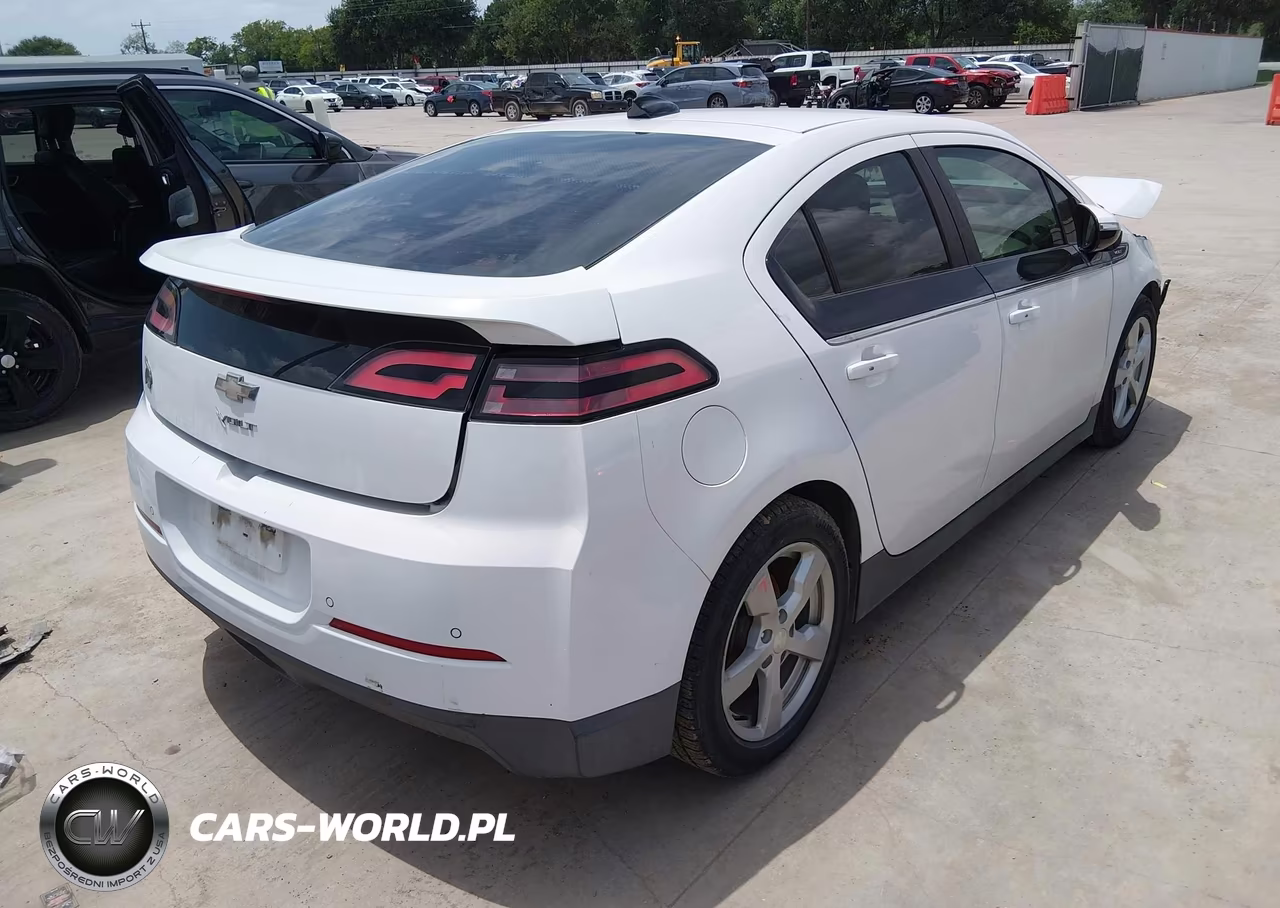 2014 Chevrolet Volt VIN:1G1RA6E48EU143189 - 4