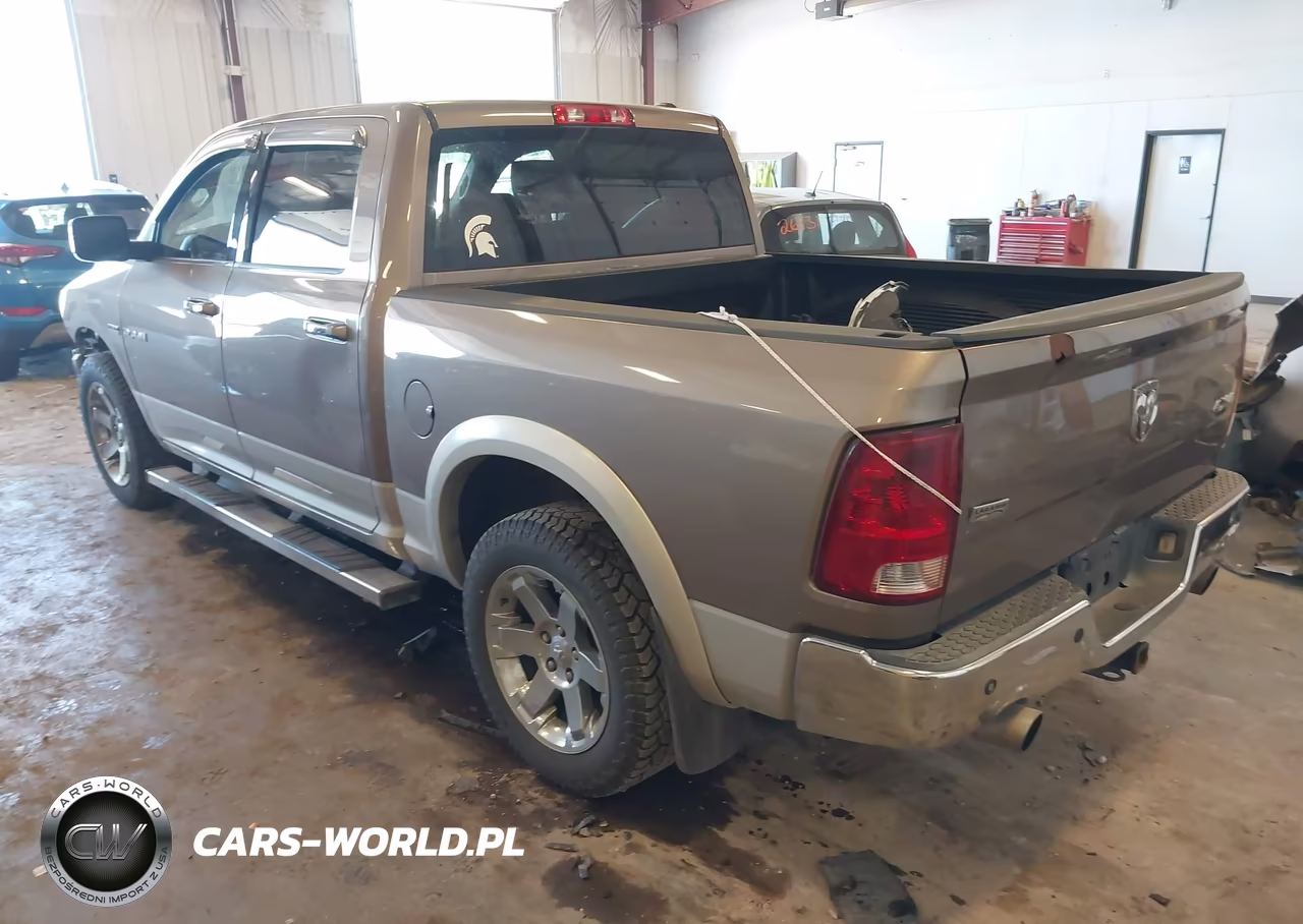 2010 Dodge Ram 1500 Laramie VIN:1D7RV1CT5AS180964 - 3