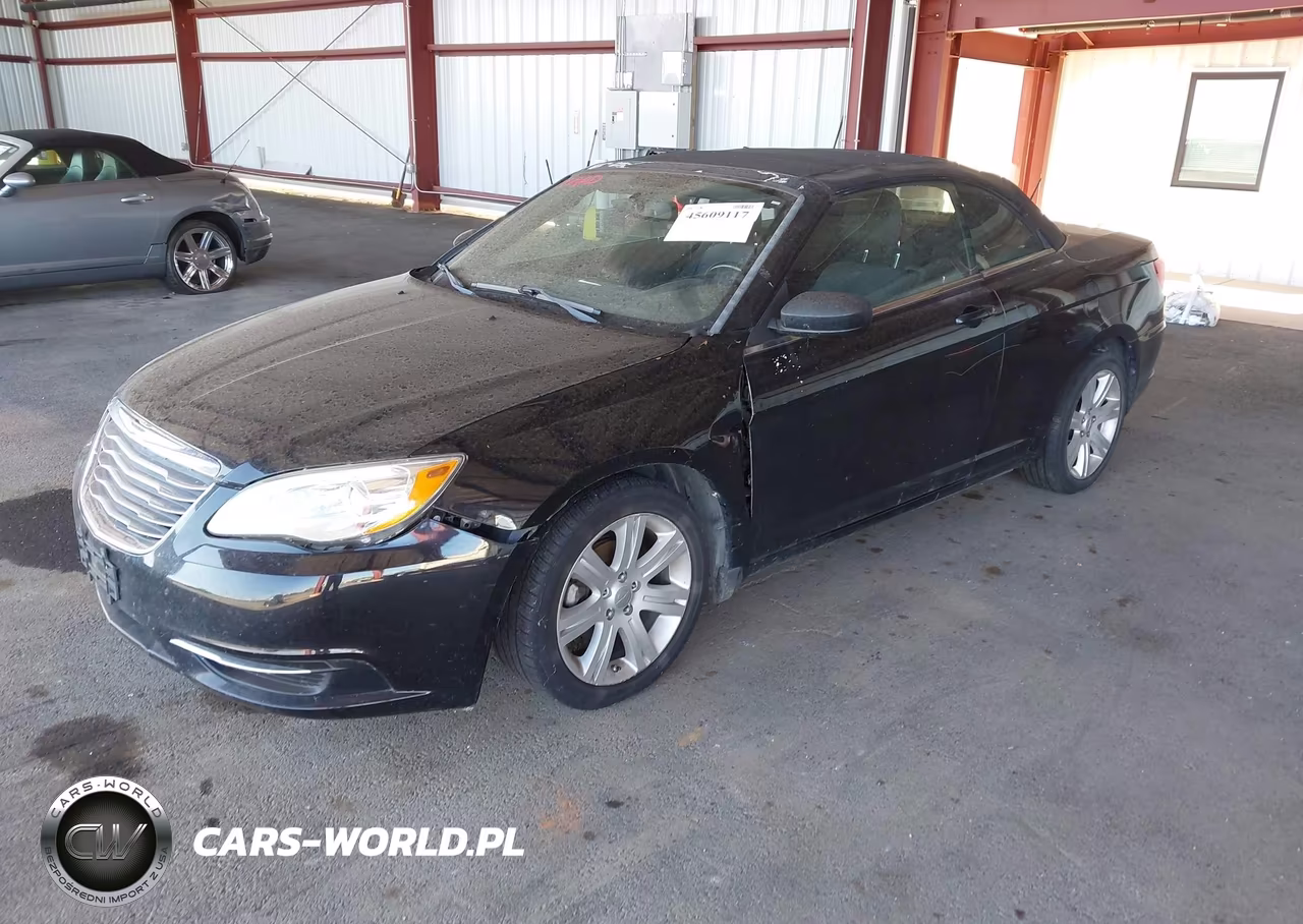 2013 Chrysler 200 Touring VIN:1C3BCBEB9DN676367 - 2