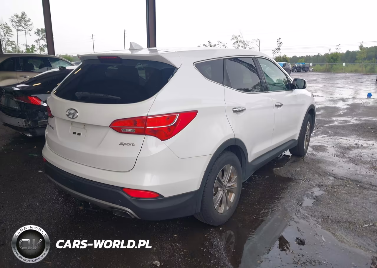 2015 Hyundai Santa Fe Sport 2.4L VIN:5XYZT3LB5FG268672 - 4