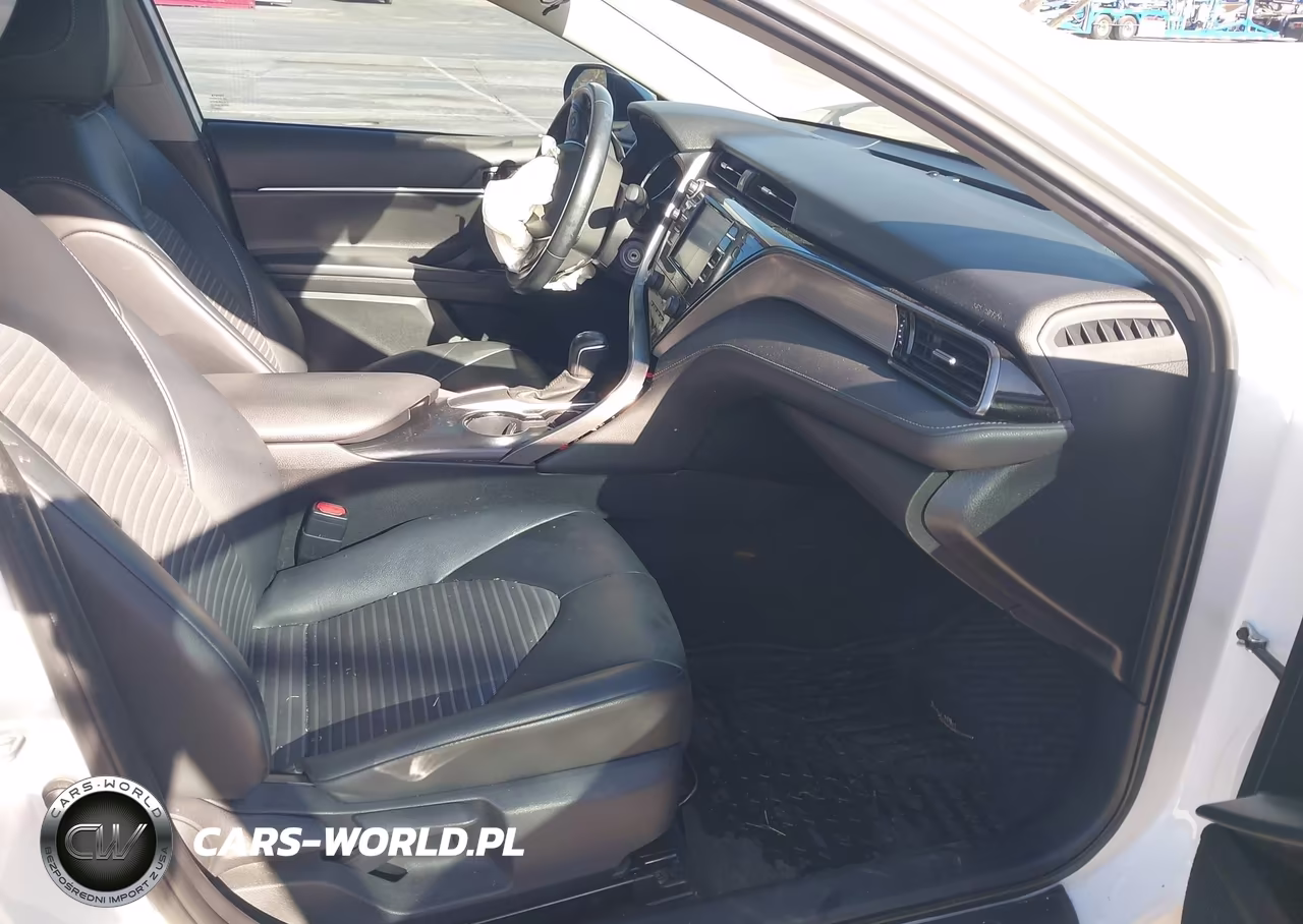 2020 Toyota Camry Se VIN:4T1G11AKXLU950277 - 5
