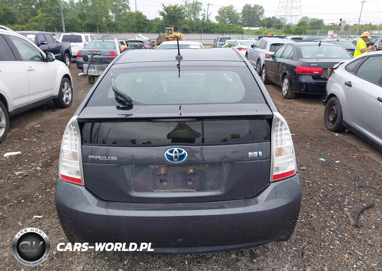2011 Toyota Prius Four VIN:JTDKN3DU2B0322764 - 16