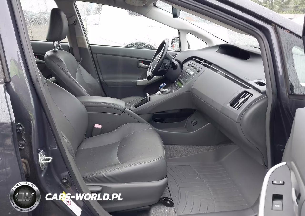 2011 Toyota Prius Four VIN:JTDKN3DU2B0322764 - 5