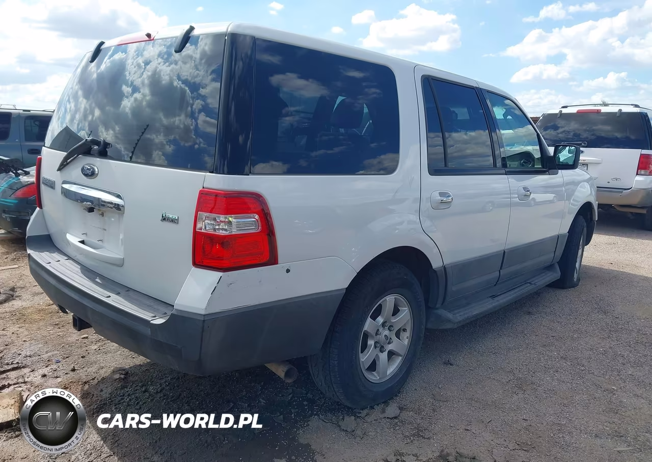 2012 Ford Expedition Xl VIN:1FMJU1G59CEF46170 - 4