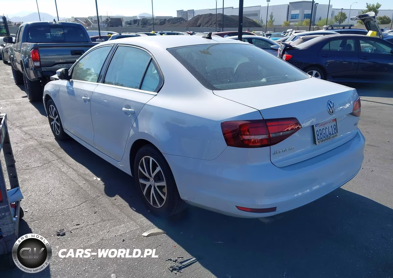 2018 Volkswagen Jetta 1.4T Se-1.4T Wolfsburg Edition VIN:3VWDB7AJ4JM219325 - 3