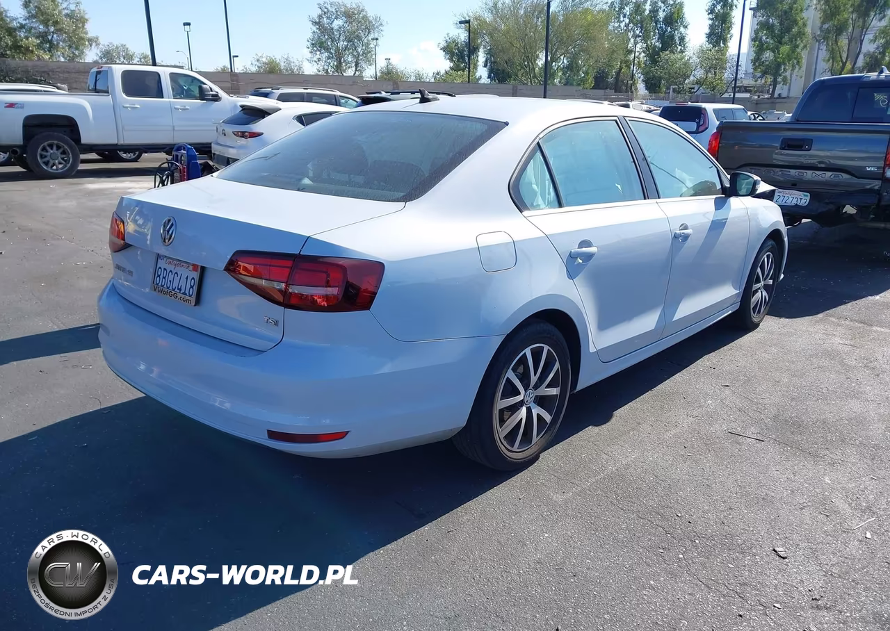 2018 Volkswagen Jetta 1.4T Se-1.4T Wolfsburg Edition VIN:3VWDB7AJ4JM219325 - 4