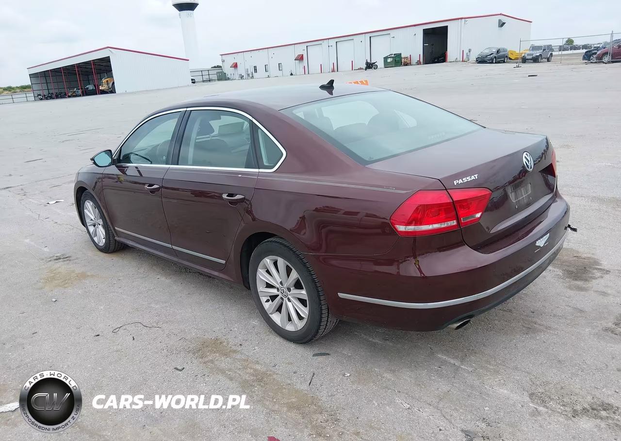 2012 Volkswagen Passat 2.5L Sel VIN:1VWCP7A32CC037724 - 3