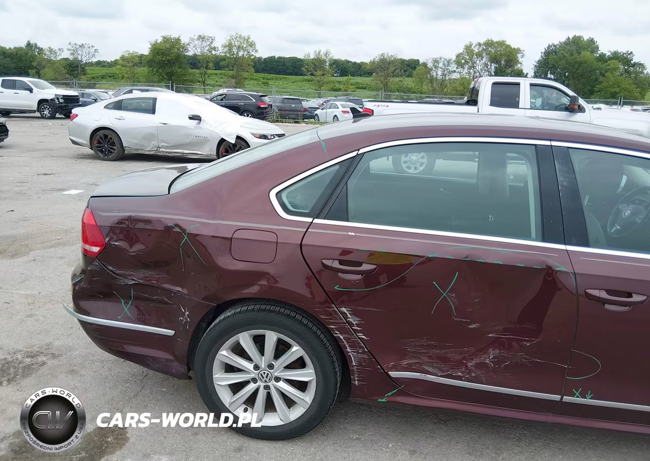 2012 Volkswagen Passat 2.5L Sel VIN:1VWCP7A32CC037724 - 6