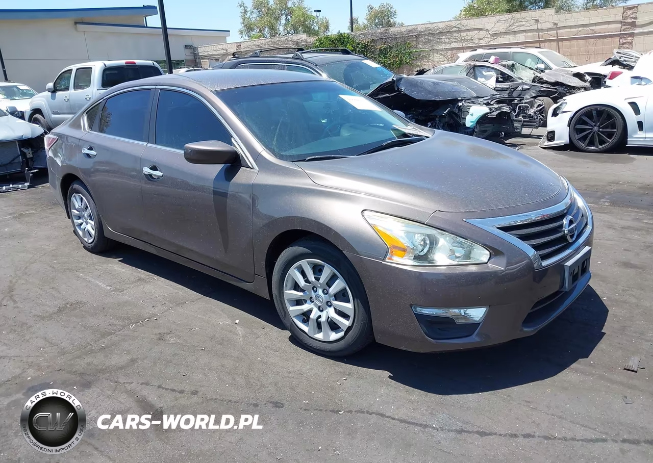 2014 Nissan Altima 2.5 S – zdjęcie 1 z 11