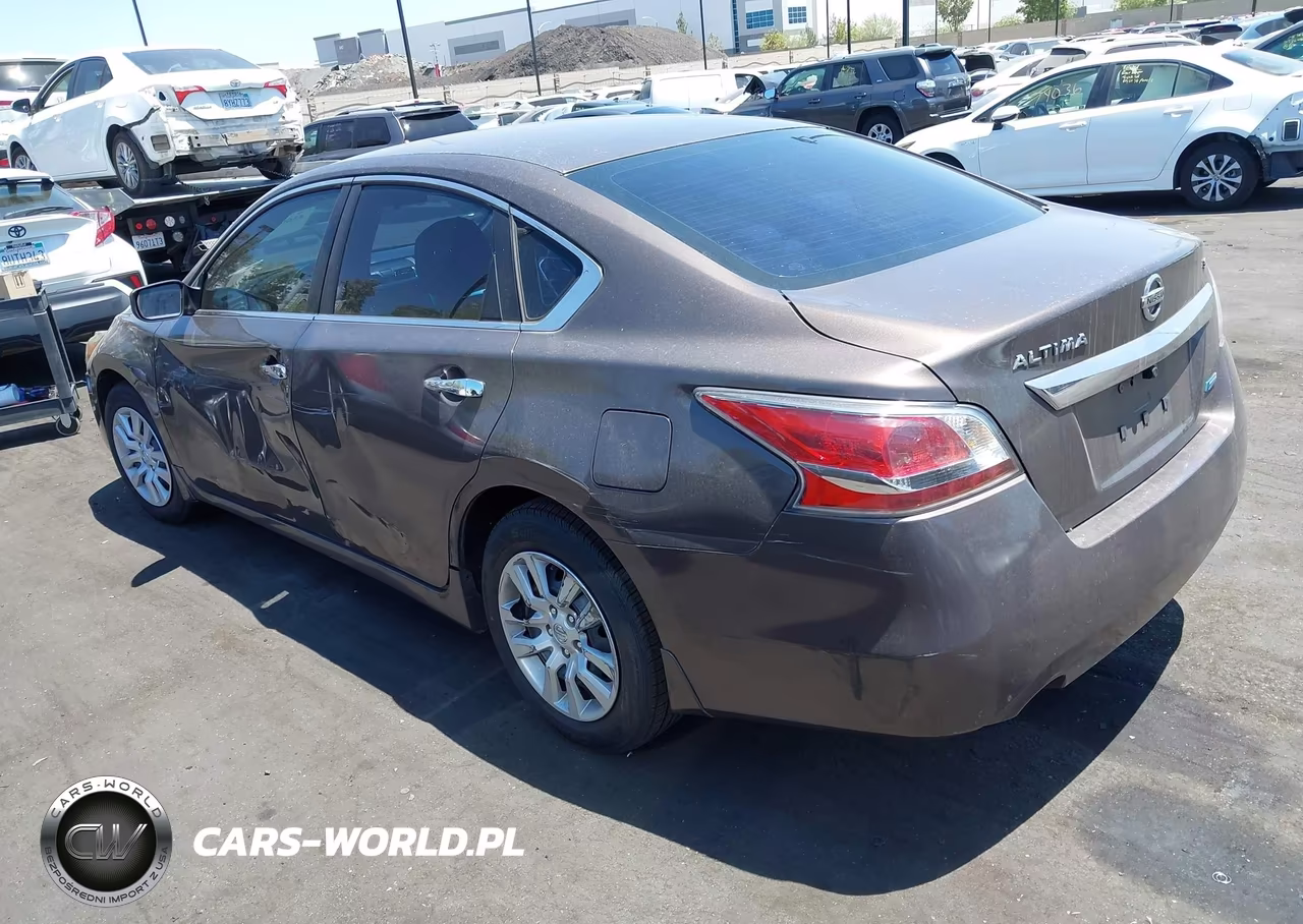 2014 Nissan Altima 2.5 S VIN:1N4AL3AP9EN205115 - 3