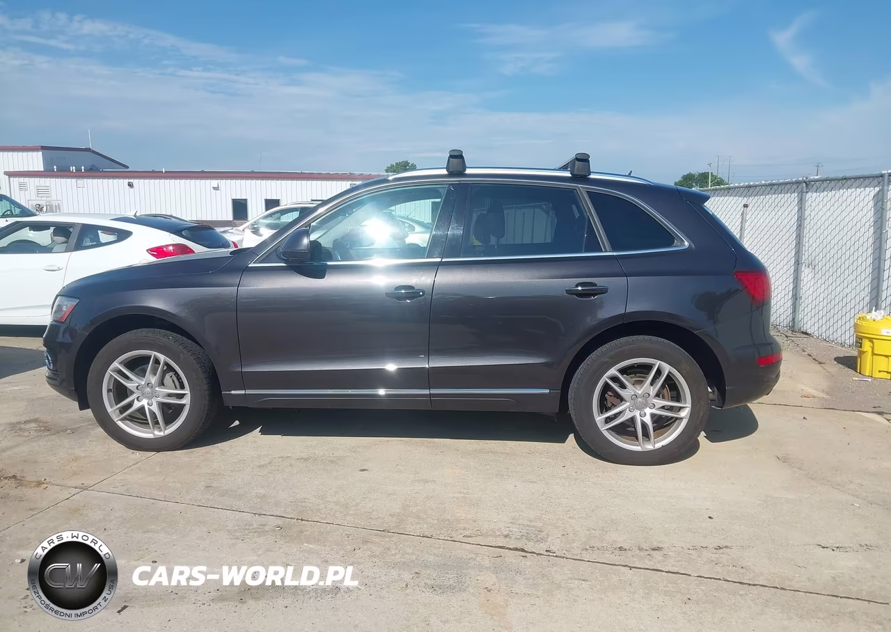 2016 Audi Q5 2.0T Premium VIN:WA1L2AFP4GA090396 - 14