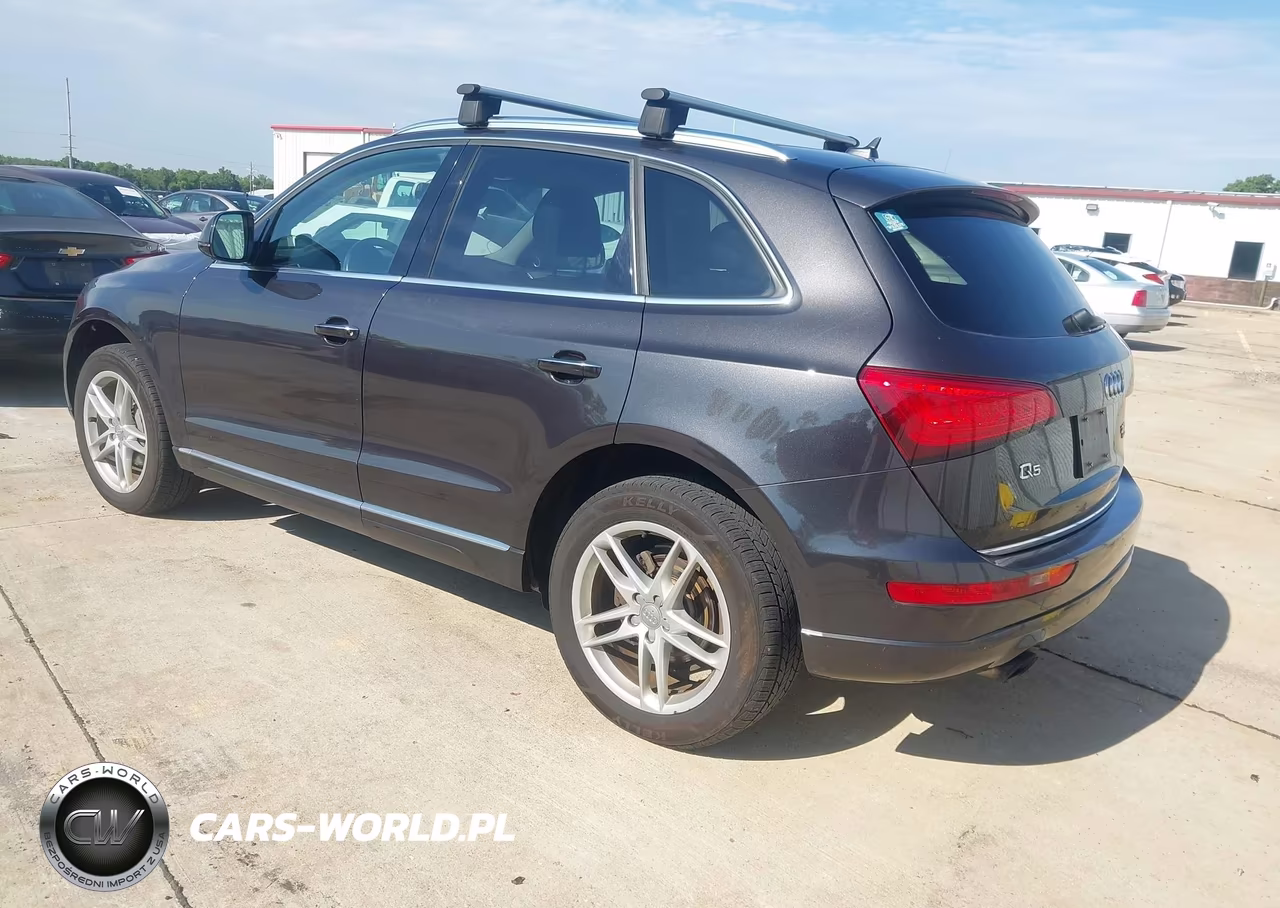 2016 Audi Q5 2.0T Premium VIN:WA1L2AFP4GA090396 - 3