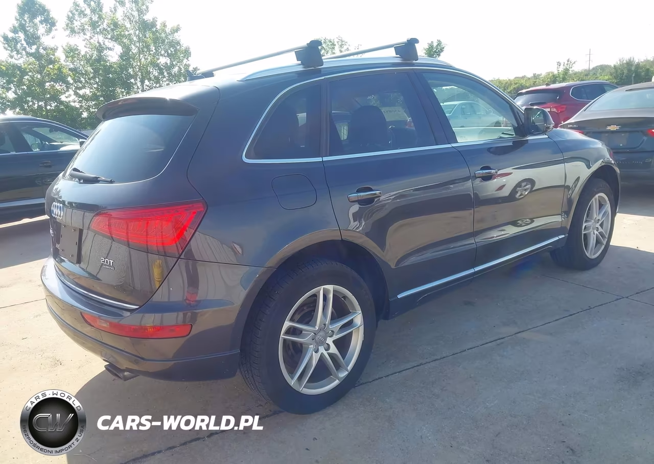 2016 Audi Q5 2.0T Premium VIN:WA1L2AFP4GA090396 - 4