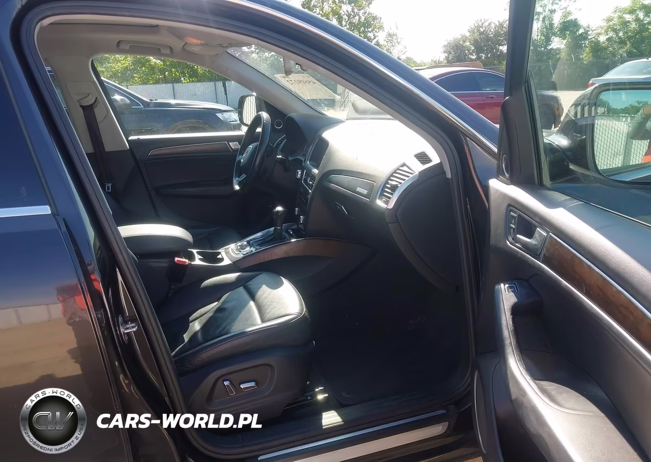 2016 Audi Q5 2.0T Premium VIN:WA1L2AFP4GA090396 - 5