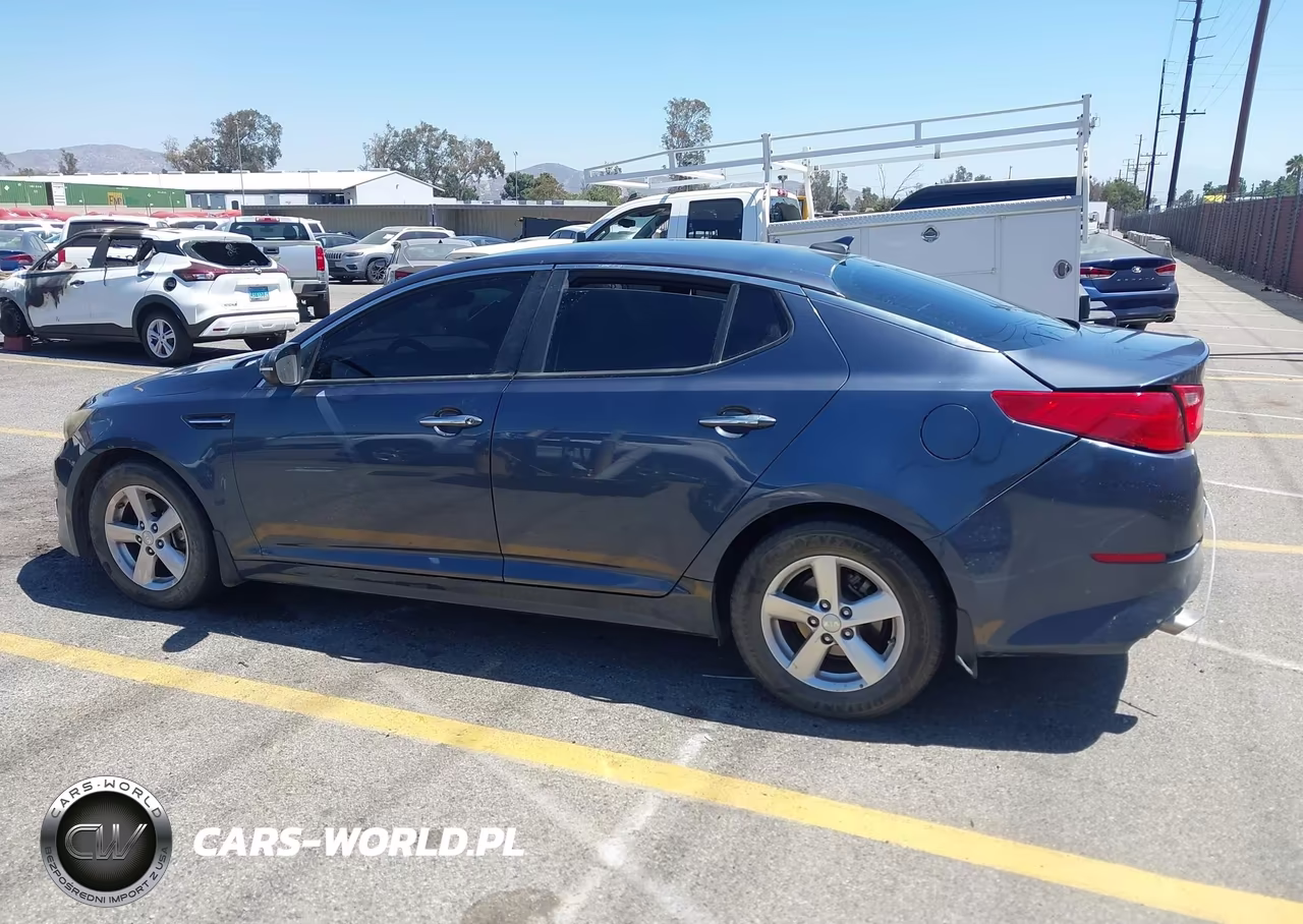 2015 Kia Optima Lx VIN:5XXGM4A75FG485393 - 14