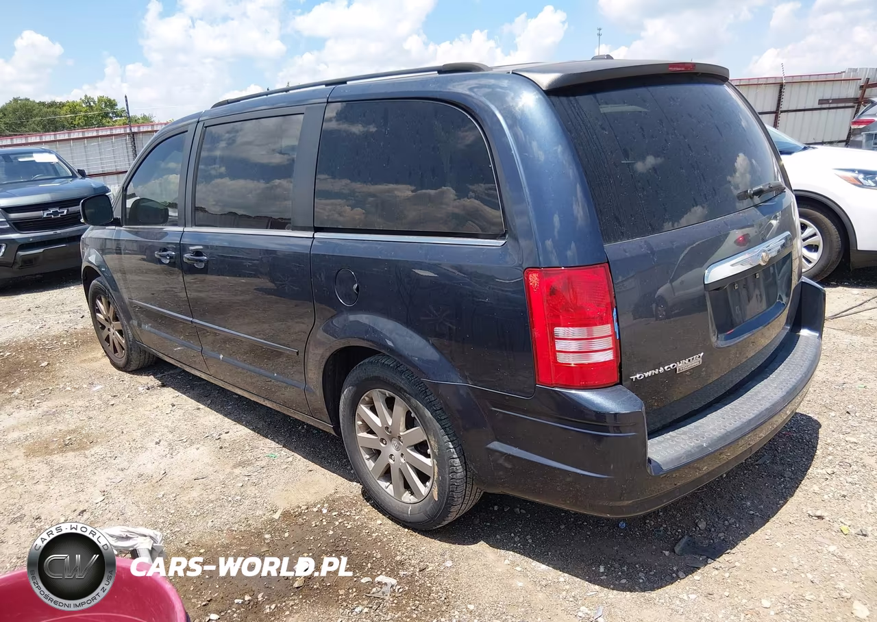 2008 Chrysler Town & Country Touring VIN:2A8HR54P98R662568 - 3