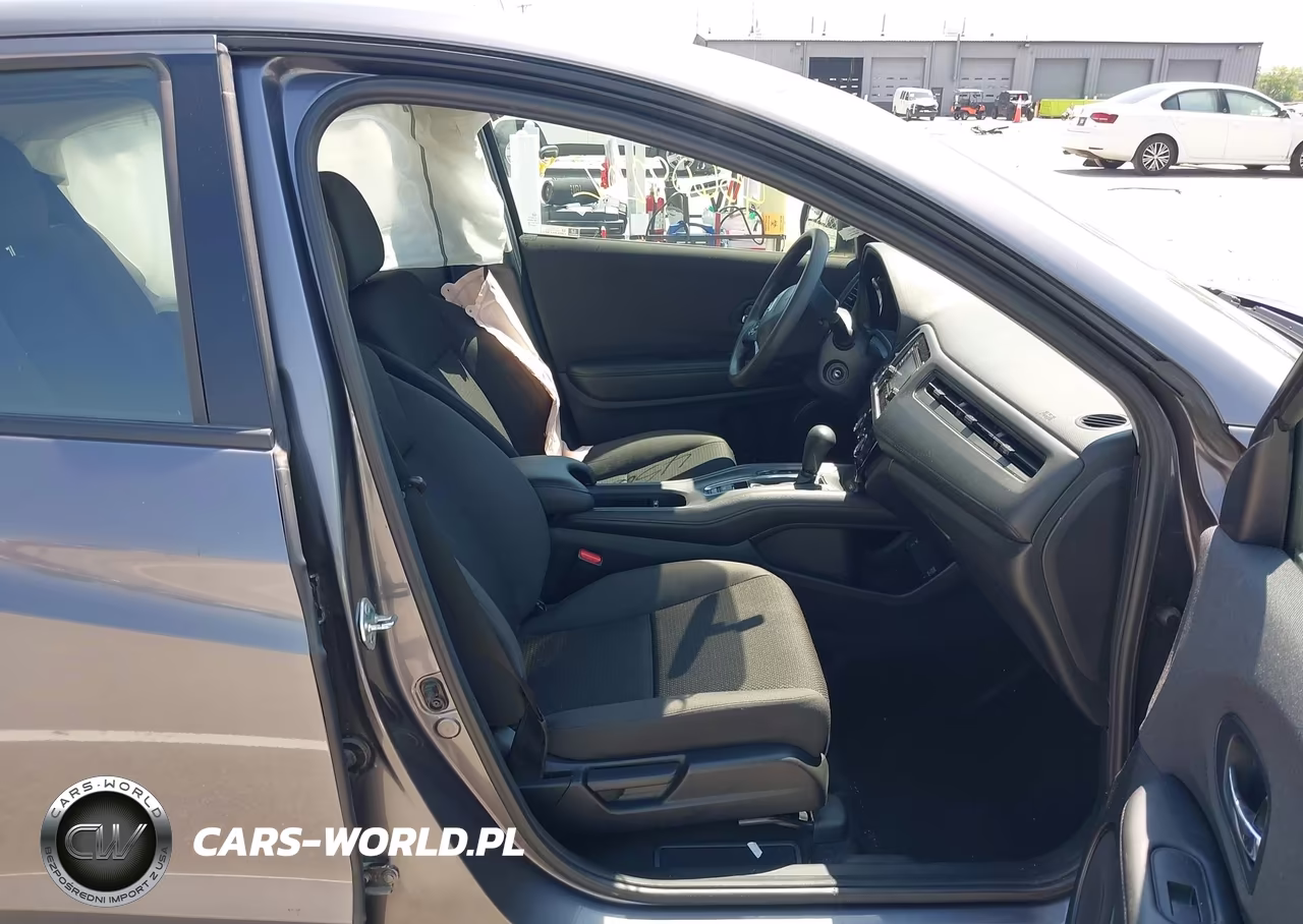 2022 Honda Hr-V Awd Lx VIN:3CZRU6H33NM740265 - 5